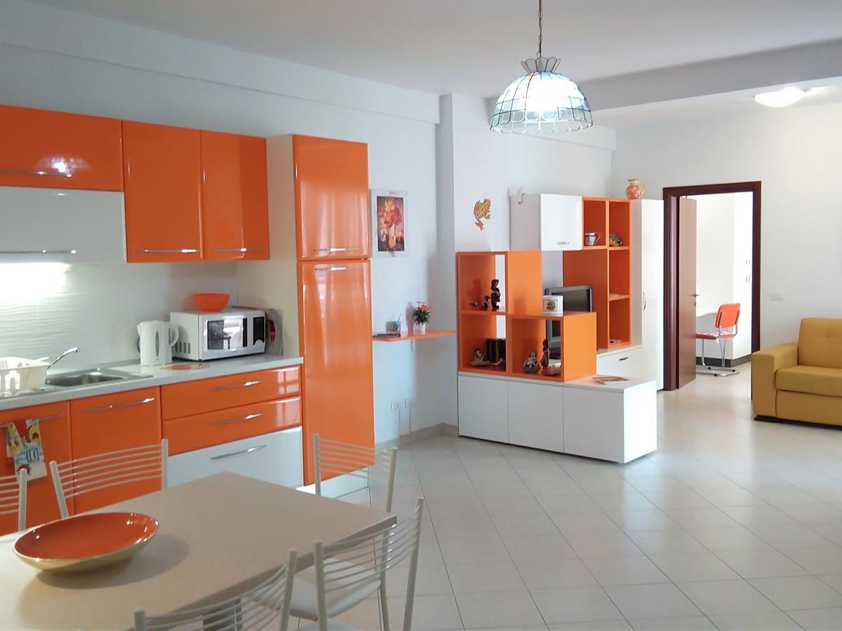 Apartment Alma Sarandë Esterno foto